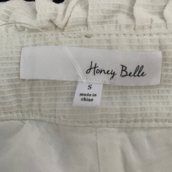 Mendocino White Linen Textured Wide Leg Belted Pants - Picture 3 of 3